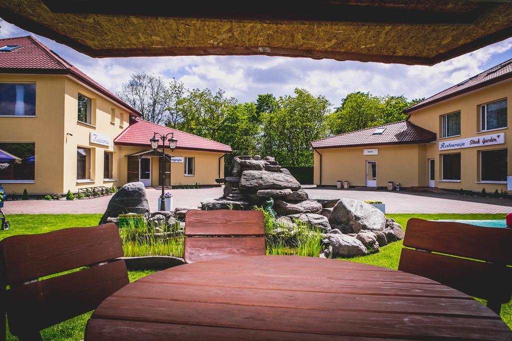 Hotel Twins Варшава Екстериор снимка